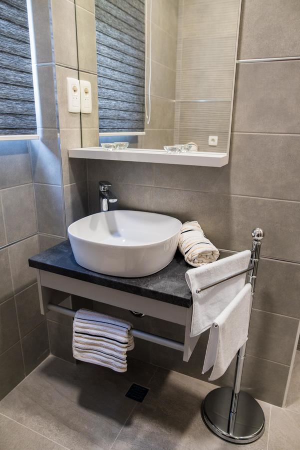 Lct Blue Lions Apartments Podstrana Kültér fotó