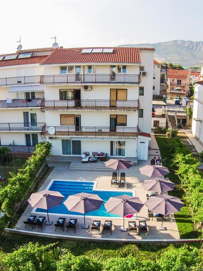 Lct Blue Lions Apartments Podstrana Kültér fotó